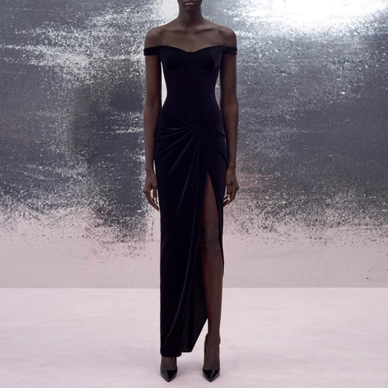 丝绒晚礼服一字肩个性小众气质显瘦宴会女长裙2026新款开叉连衣裙