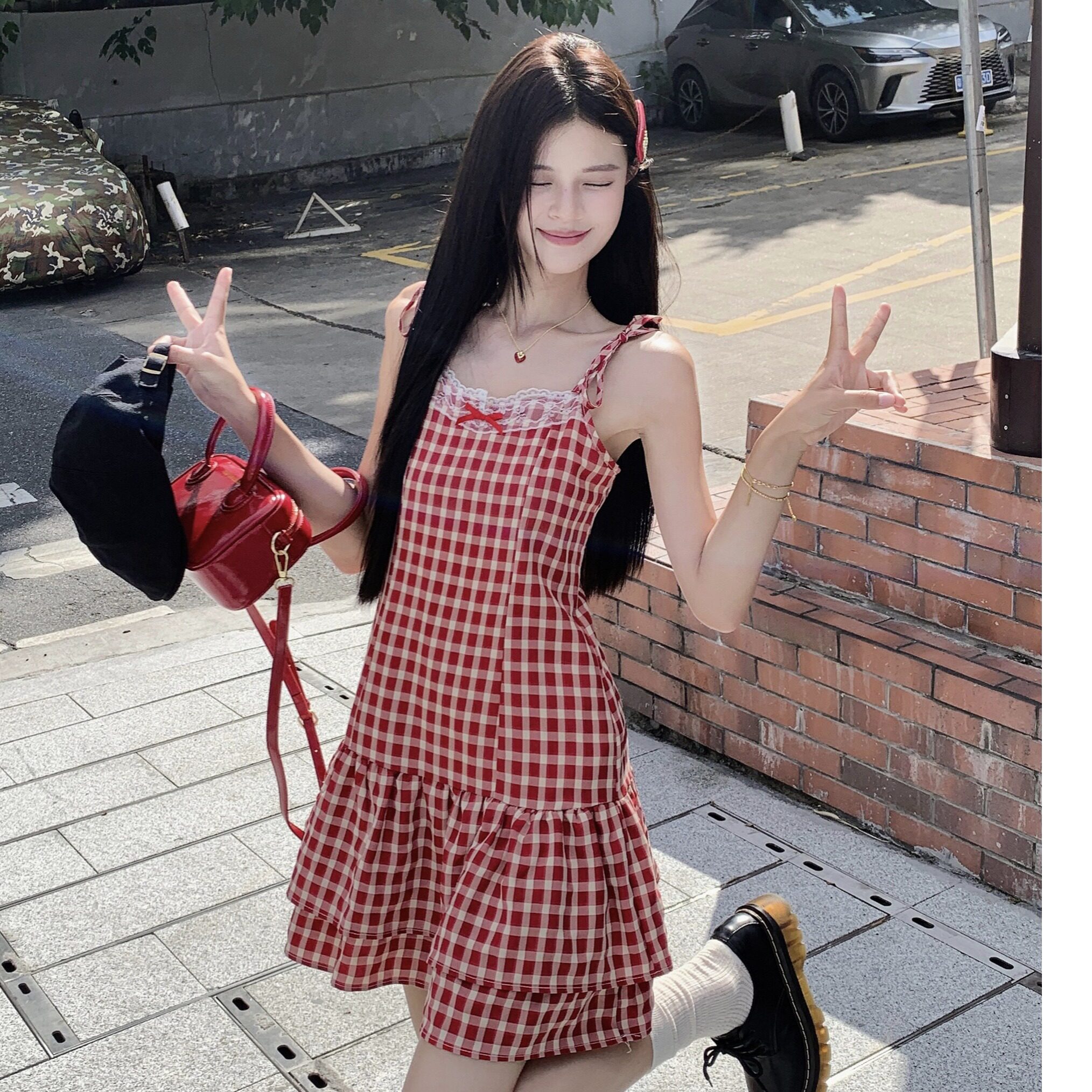 韩系辣妹甜美格子拼接蕾丝花边蝴蝶结吊带裙
