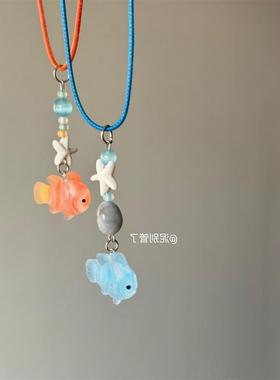 泥别管了/原创!我是一只鱼天然海蓝宝猫眼石蓝色小鱼树脂小丑鱼