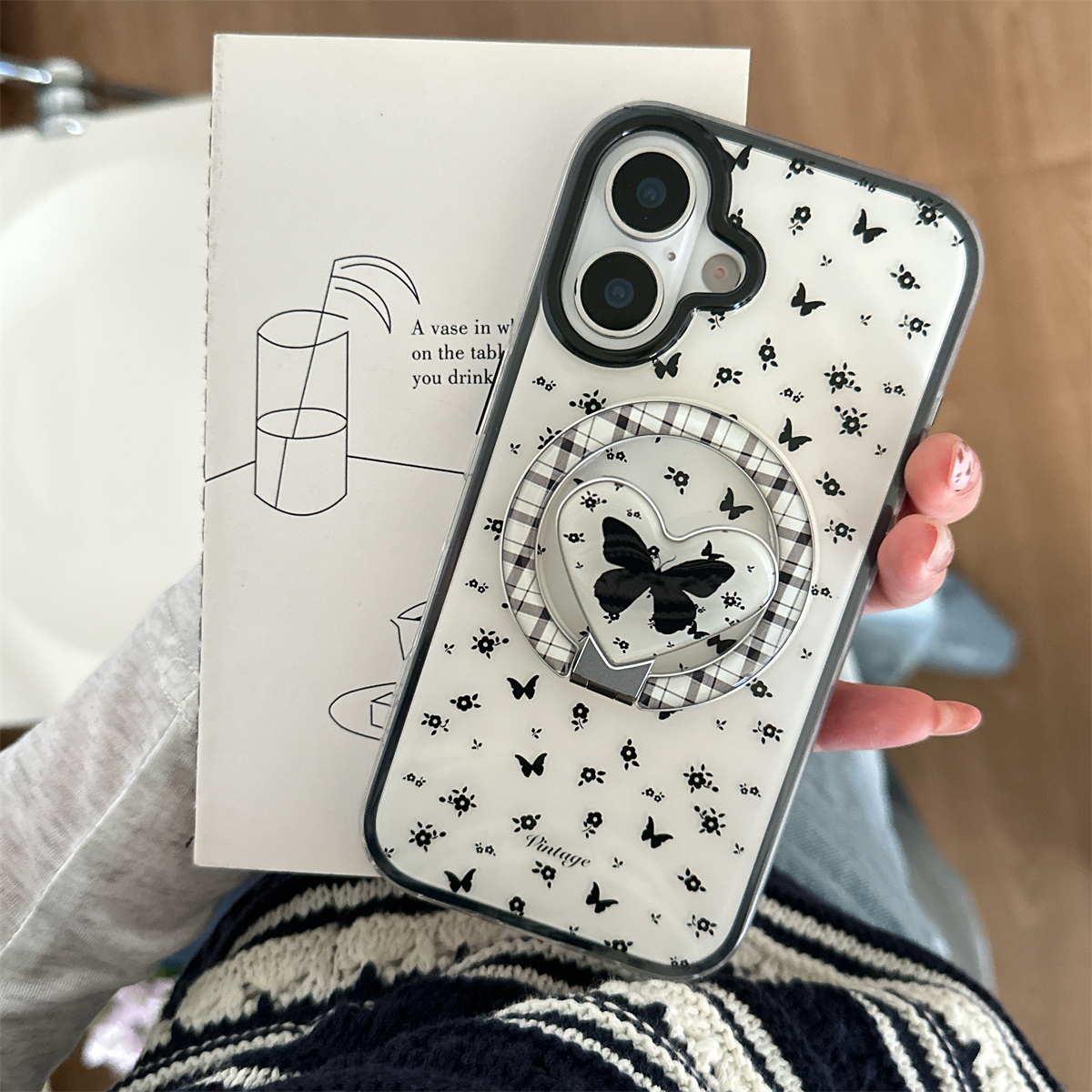 韩系ins少女黑色碎花蝴蝶爱心磁吸支架适用iphone17ProMax苹果16手机壳14新款15女13