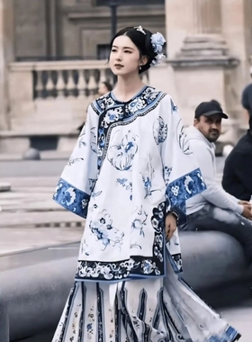 全套春夏格格旗装清朝服装晚清汉服女青花瓷仿刺绣印花上衣马面裙