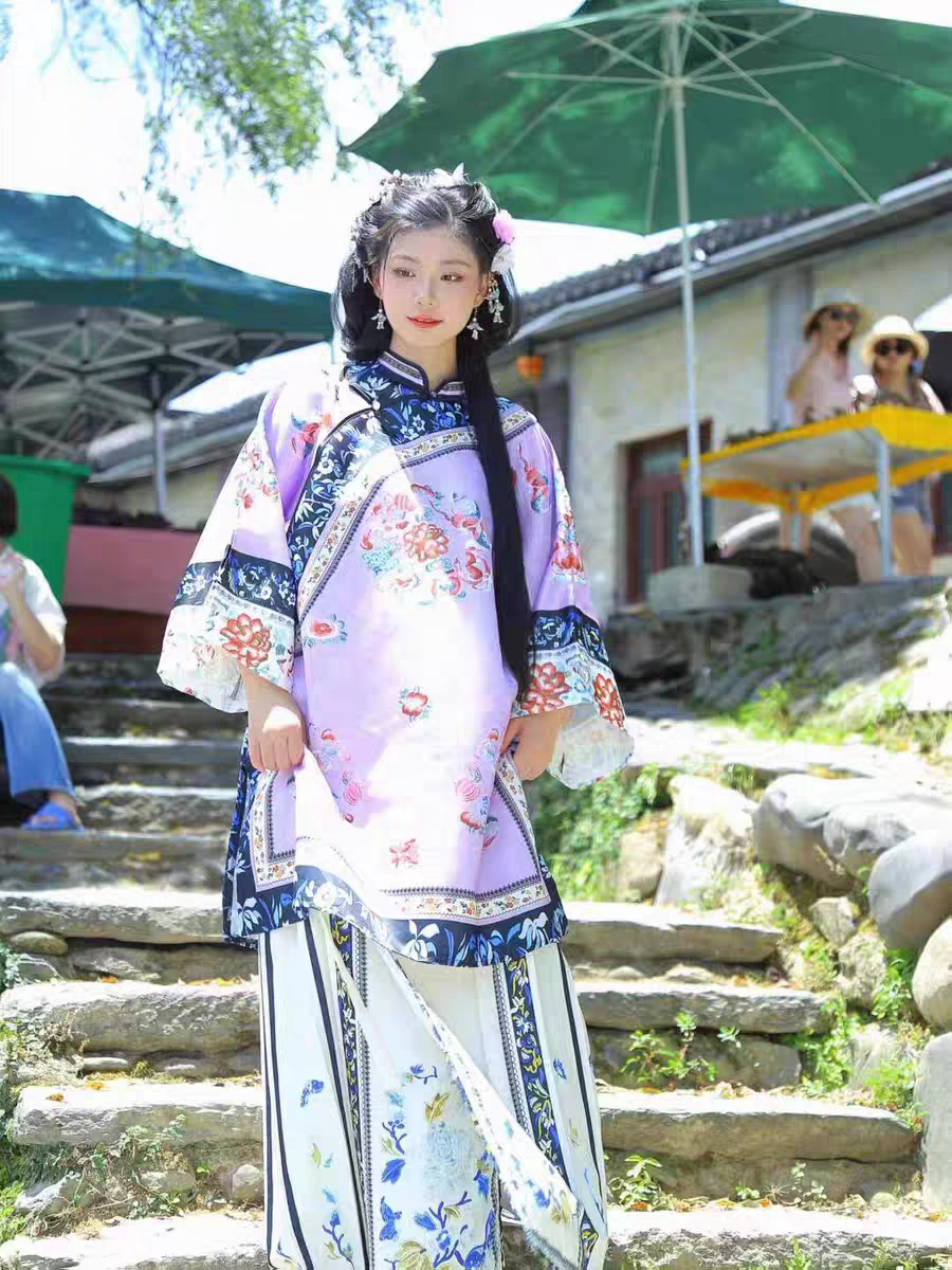 校埔晋商套装少奶奶女国风清汉格格服蓝色摄影旅拍服民马面裙古装