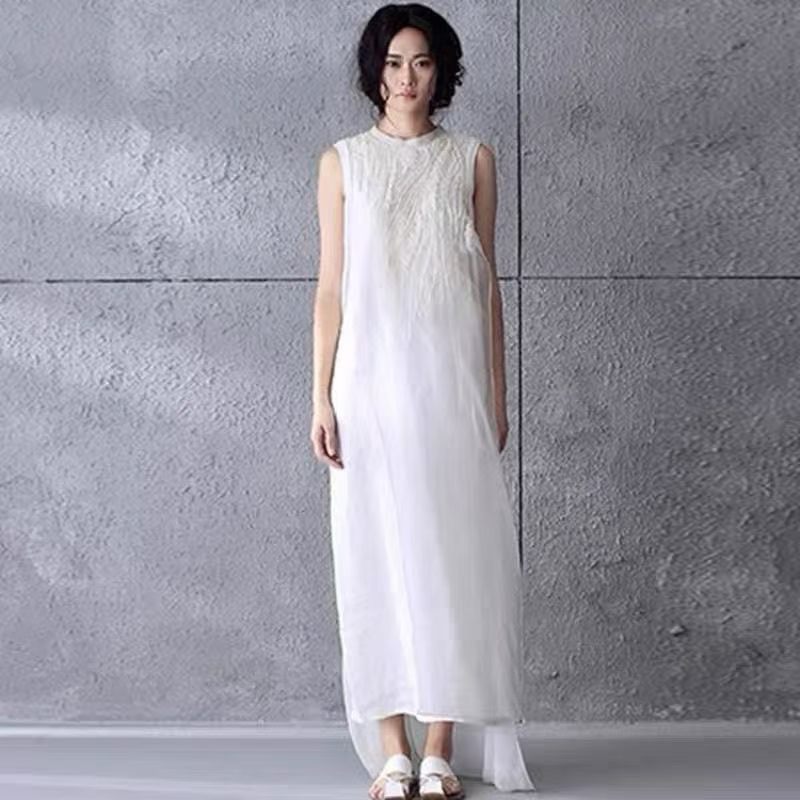 杨丽萍同款原创棉麻民族风连衣裙夏季无袖复古刺绣显瘦白色长裙女