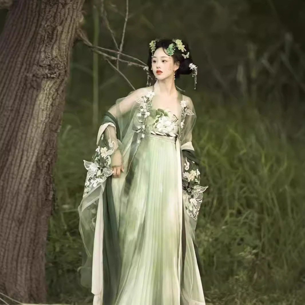 重工刺绣诃齐胸大袖衫超仙日常春夏套装国风女双披帛诃子裙连衣裙