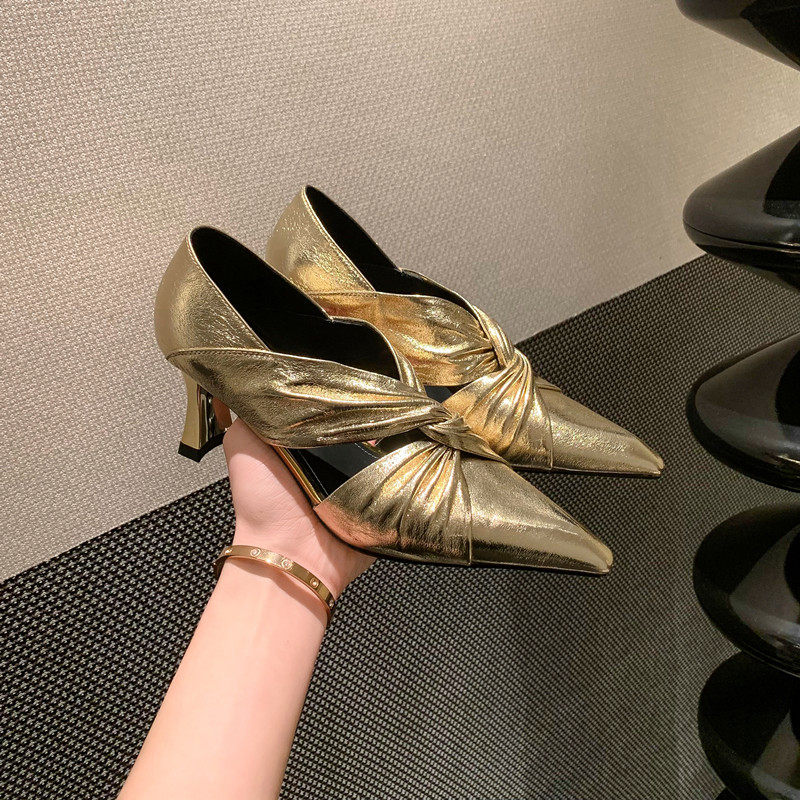 2025春夏新款真皮细跟金色浅口玛丽珍鞋女高跟尖头交叉带性感单鞋