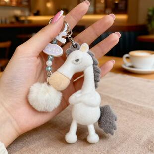 2026年高冷天选黑马马年钥匙扣挂饰吉祥物高冷黑马植绒玩偶公仔