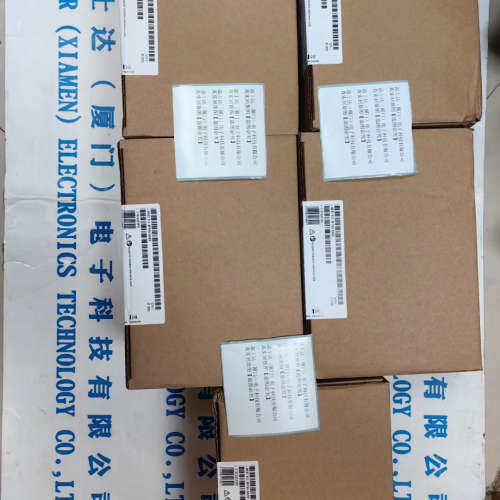 基恩士KEYENCE夹钳式流量传感器FD-Q20C