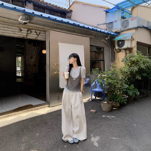 实拍 2026春季设计感撞色假两件薄款短袖T恤+白色洗水休闲阔腿裤