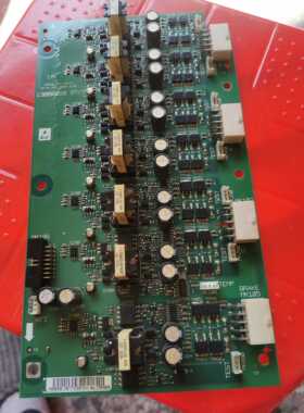 130B6016 DT/7 AT/7 130B6856丹佛斯变频器原装包好