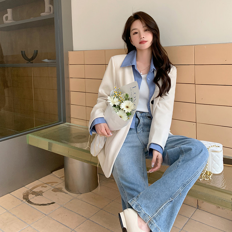 假两件衬衫拼接西装外套女2023年秋季新款设计感小众休闲西服上衣,女装西装,杭阁服饰