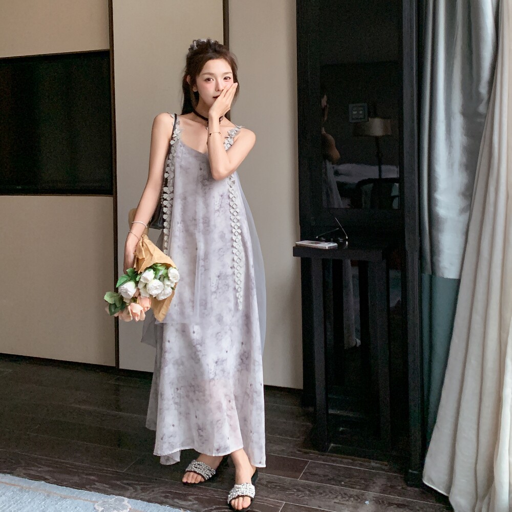 现货2025新款立体花朵风度假风吊带裙8630p125K178,女装连衣裙,杭阁服饰