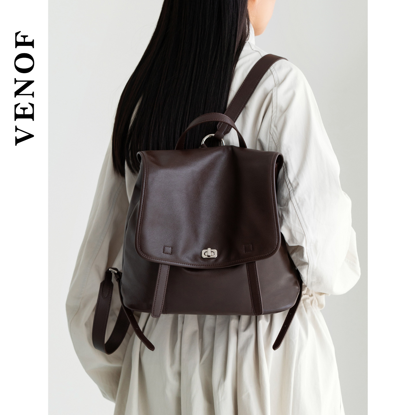 维洛芬植鞣真牛皮双肩背包