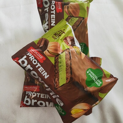 fitkit开心果巧克力布朗尼蛋糕