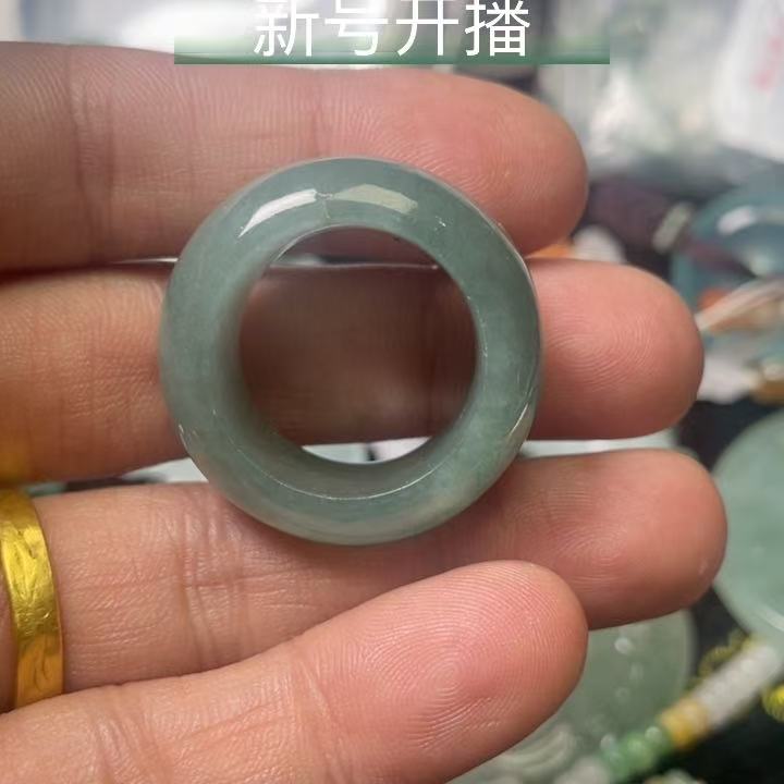 天然缅甸翡翠A货戒圈