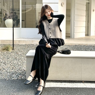 新中式国风套装裙女2025秋冬季新款洋气马甲针织衫半身裙三件套