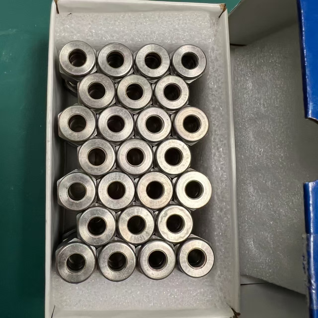 卡套管变径接头3/8in.转1/4in