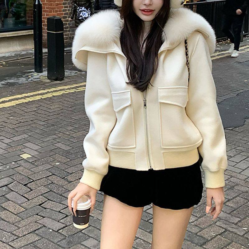 经典毛领hiking感 狐狸翻领披肩羊毛大衣女冬季新款拉链口袋外套