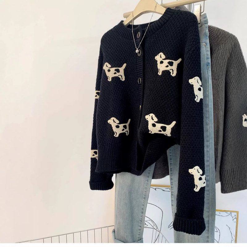 黑色小狗毛衣外套女春秋厚短款宽松小个子感圆领针织开衫初秋