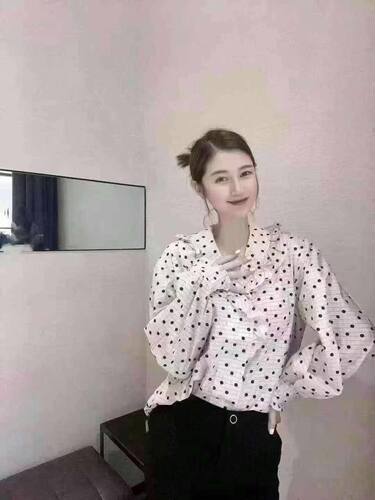 1300827专柜正品2026新款时尚百搭显瘦波点衬衫