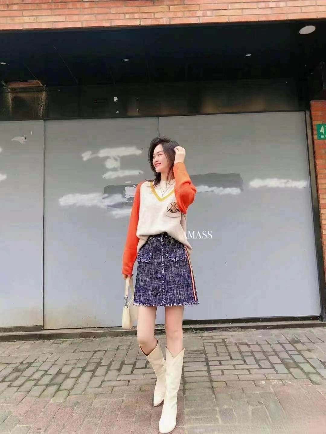 阿家女装5399375学院风宽松V领长袖口袋拼色羊毛针织衫毛衣女