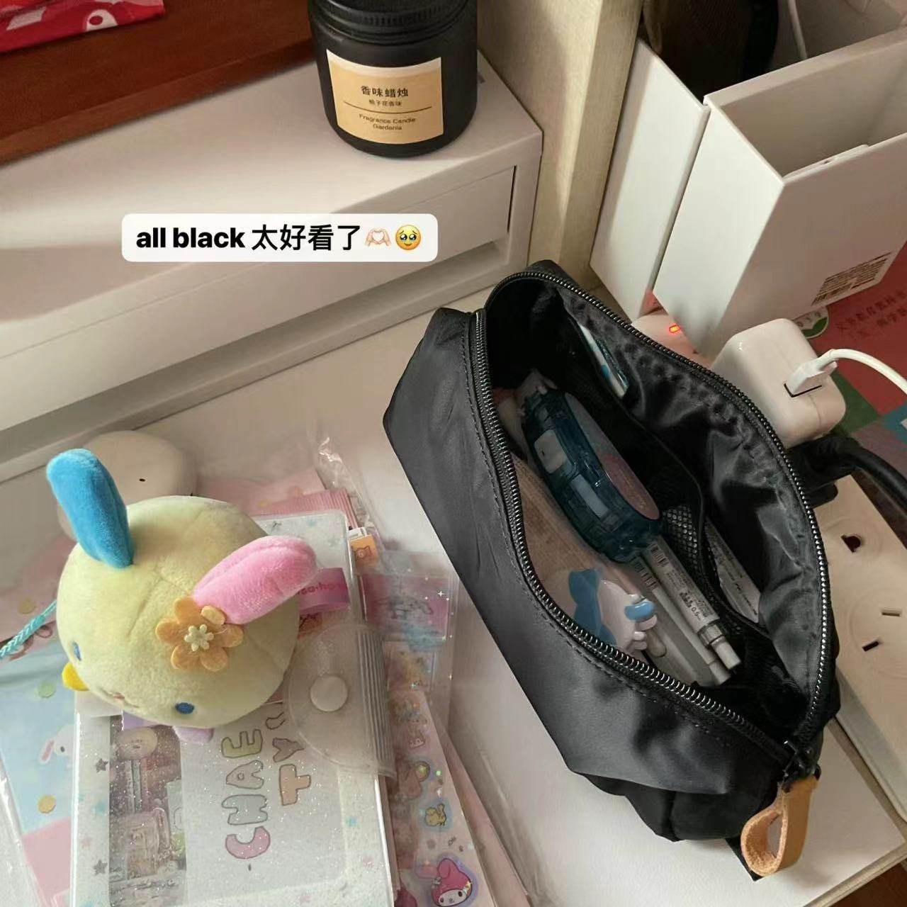 ins纯色黑款大容量笔袋高颜值设计感小众学生文具盒男生铅笔盒女