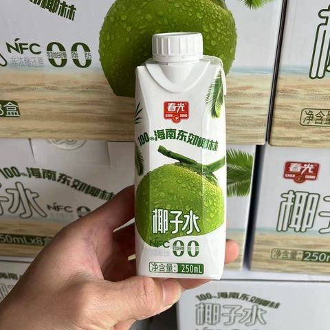 8月春光椰子水250ml*8瓶椰青果汁运动饮料NFC100%户外