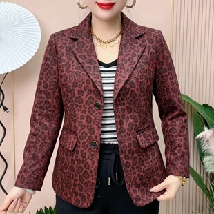秋装新款气质妈妈减龄豹纹西装外套中老年女士洋气时尚小西服上衣