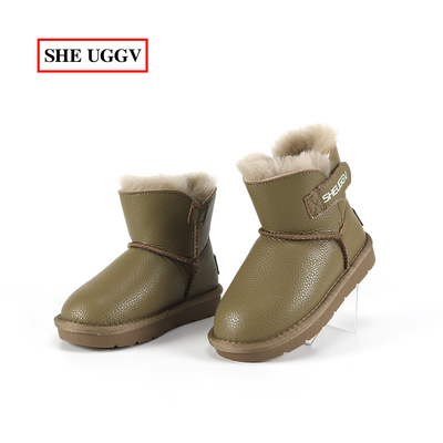 儿童冬季皮毛一体防水防滑雪地靴