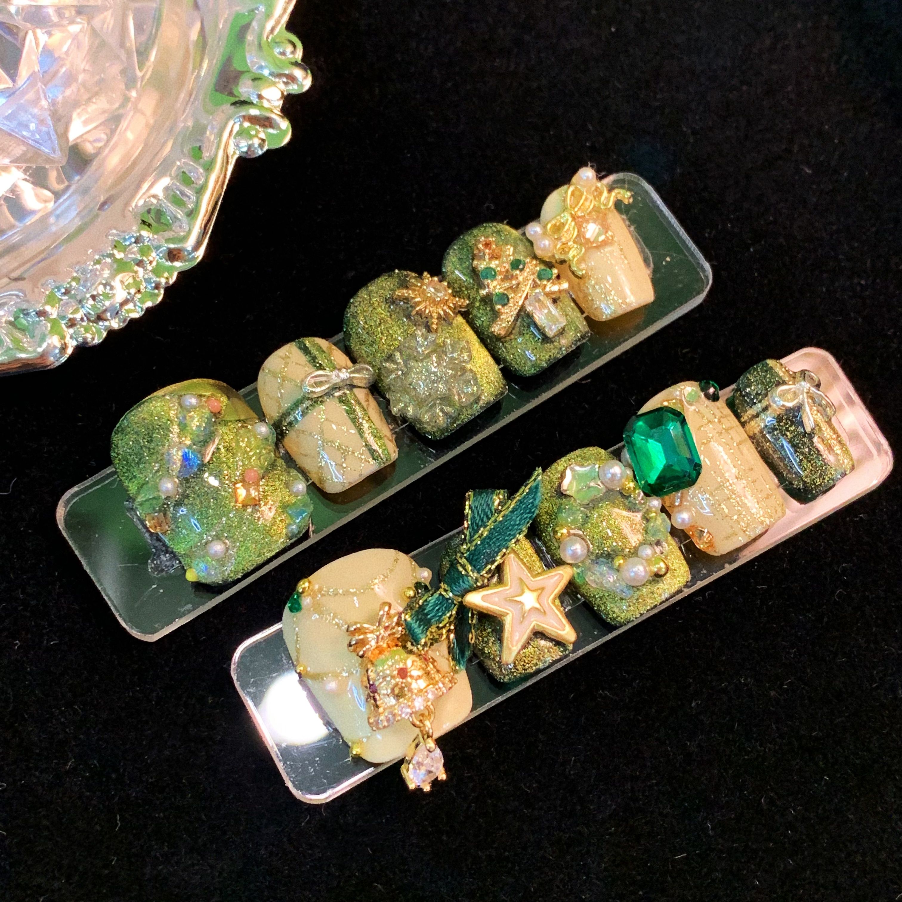 秋冬圣诞款手工穿戴甲黄黑皮天菜美甲美甲显白