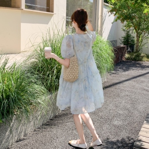 蓝色刺绣印花小清新a字裙新款小个子森系甜美减龄显瘦连衣裙女夏图片