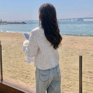韩系氛围感彩色格子短外套女春秋2025新款优雅气质小香风显瘦上衣图片