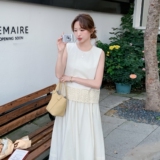 米杏色