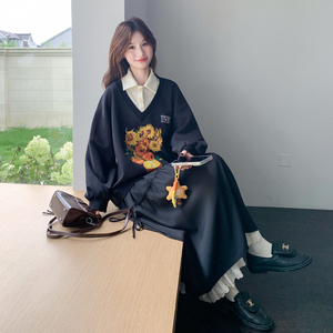 黑色假两件Polo领印花卫衣套装裙女2025秋松弛感减龄半身裙两件套图片
