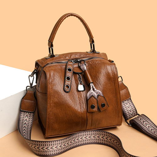 2025新款时尚百搭软皮枕头包女腋下包简约单肩斜挎包