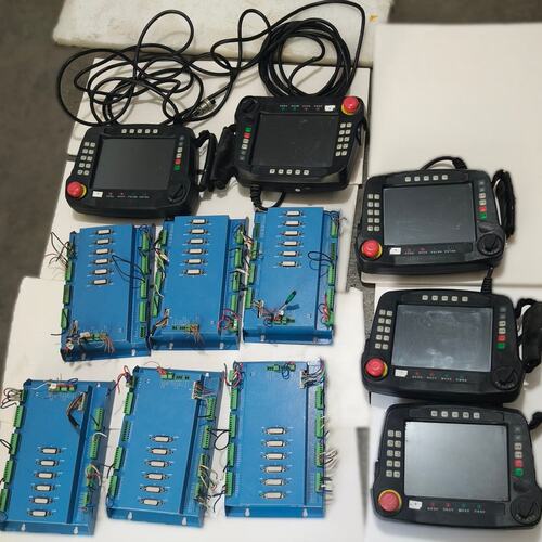 械手控制系统HCSC0，机械手控制盒，拆机件，图上实物--议价商品