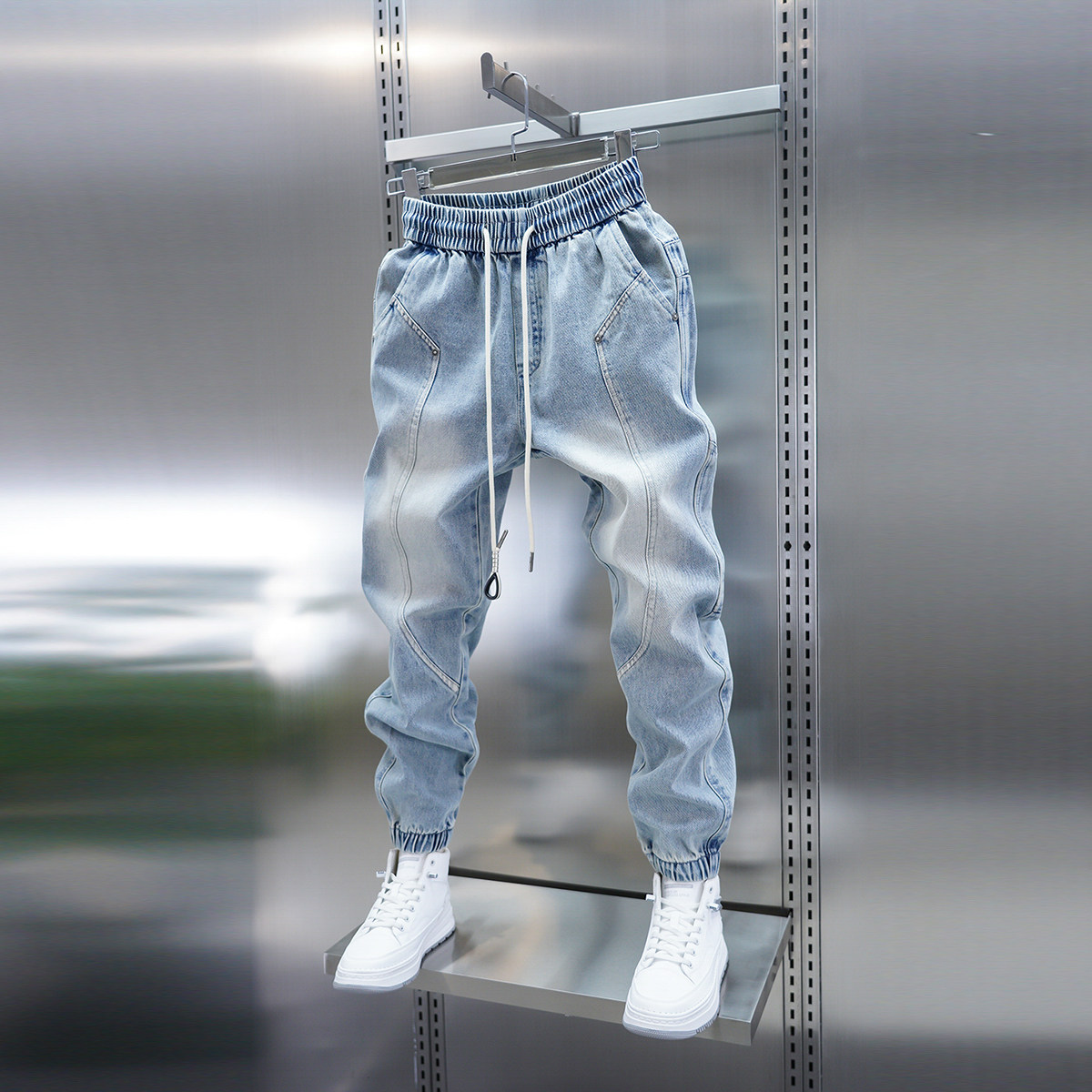 男士拼接束脚牛仔裤韩版新款百搭小脚裤浅蓝色弹力松紧腰哈伦裤