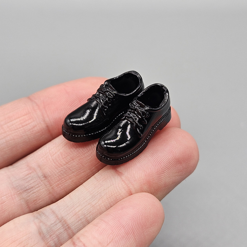 1/12兵人衣服配件西装小皮鞋鞋子