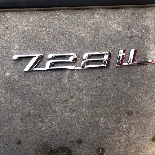 宝马E38 728 740iL尾盖字标，成色完美，728 740都有现货。
