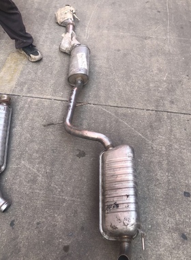 全新奔驰蝴蝶奔220 S280 S320 S350 S500排气管后段，只有左边。