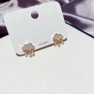 微镶韩东大门耳环唯美气质锆石小巧水滴天然贝壳云雨耳钉银针耳饰