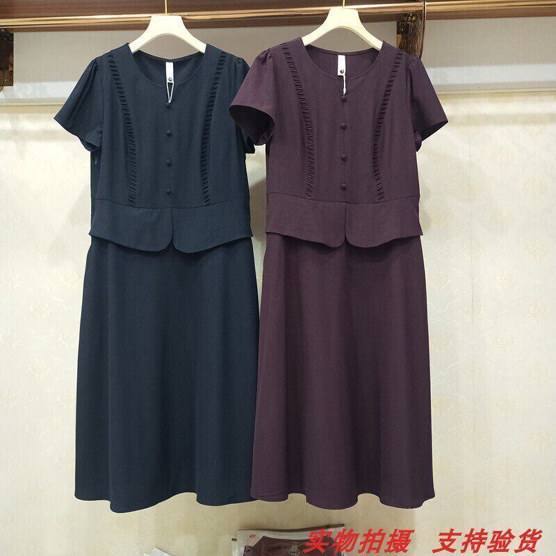 圆领中年妈妈减龄连衣裙纯色大码