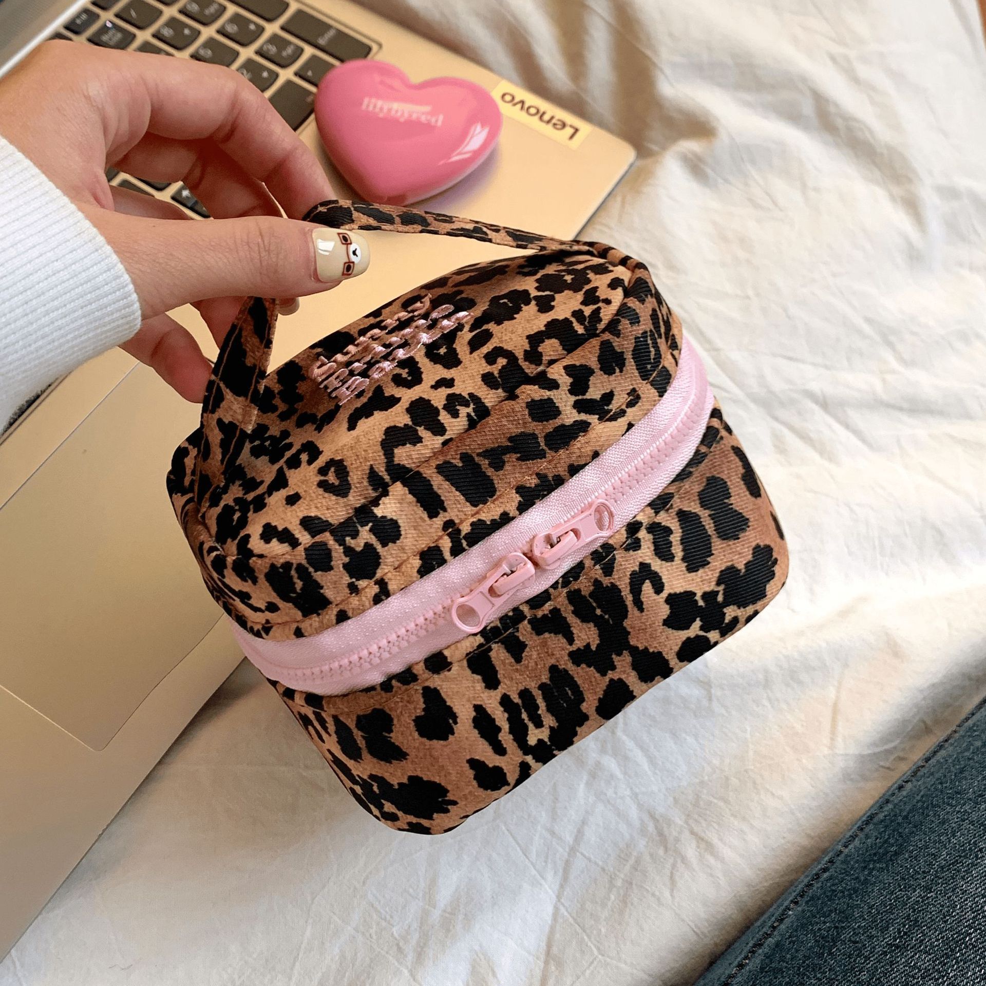 豹纹小方盒化妆包笔袋立体翻盖式高颜值精致ins风便携旅行收纳包