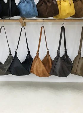 小脏柜 小众复古软皮hobo包植鞣软皮简约百搭休闲单肩斜挎饺子包