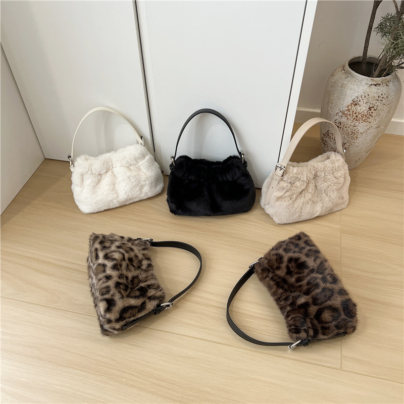 小脏柜 2025秋冬小众时尚复古洋气毛茸茸豹纹女包手提斜挎毛毛包
