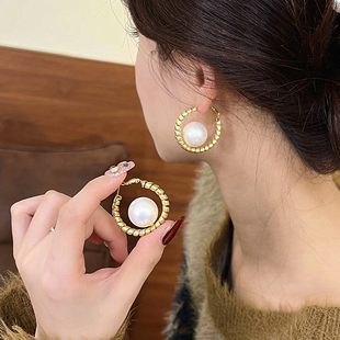 碎弹簧大珠珠圈圈耳环轻奢小众设计风s925银针耳钉气质百搭高级感