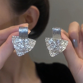 气质金属三角耳环耳钉女小众港风个性 简约时尚 百搭个性 高级感耳饰