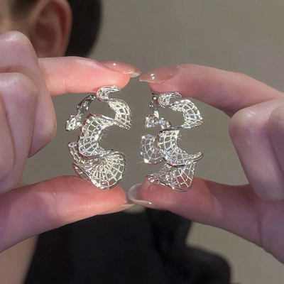 气质法式镂空波浪不规则银针个性