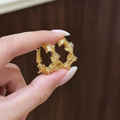 铜镀金几何欧美风金不规则麻花耳环气质高级感潮流个性金属风耳饰