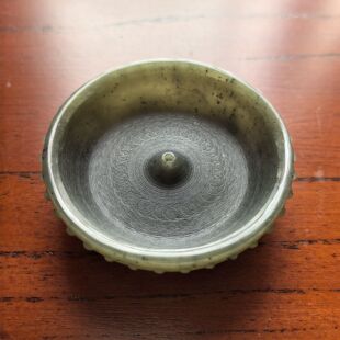 天然和田玉香插青玉小摆件简约风通用玉石摆件