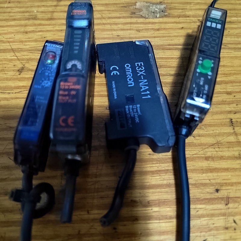 基恩士光纤放大器FS-M1，欧姆龙E3X-NA11V，E3X